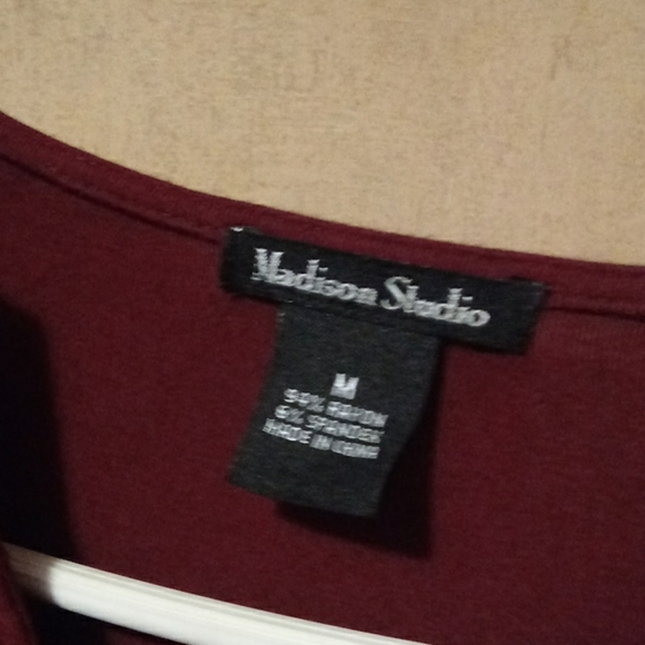 Ladies pullover - Picture 2 of 2